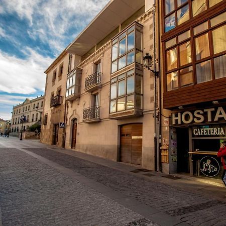 Hostal Caballeros Soria Esterno foto